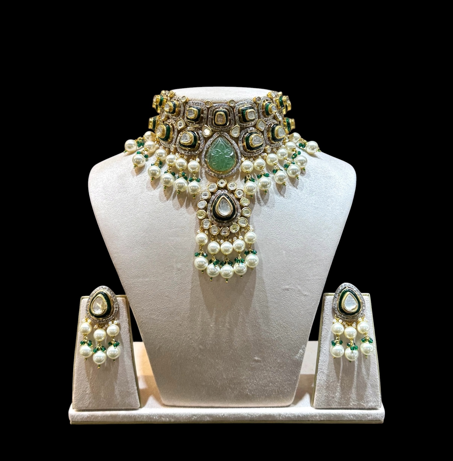 Emerald Rajsi Polki Choker Set