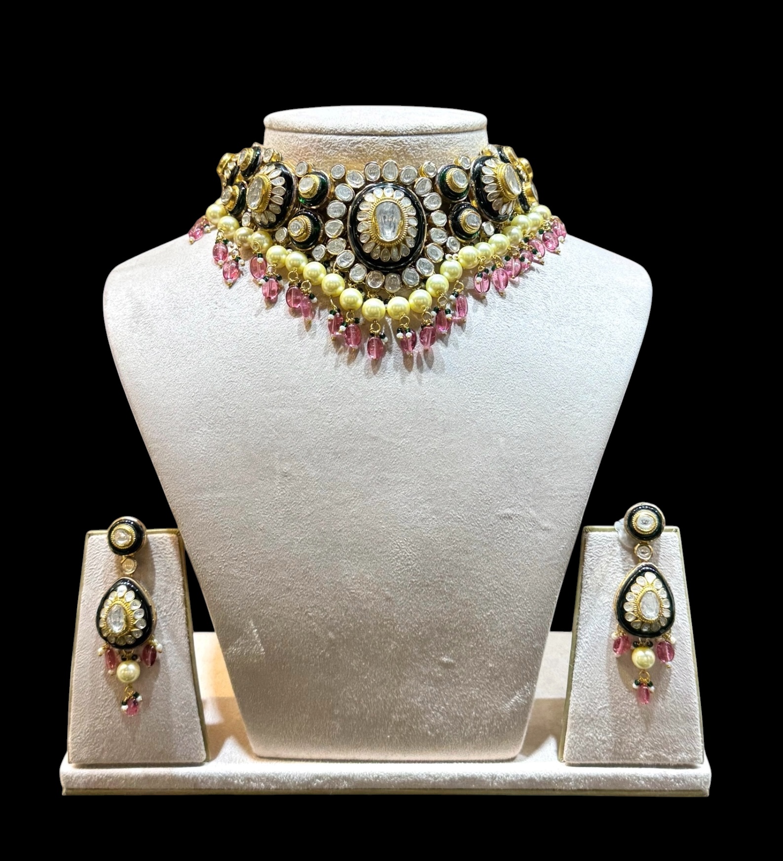 Noor Polki choker