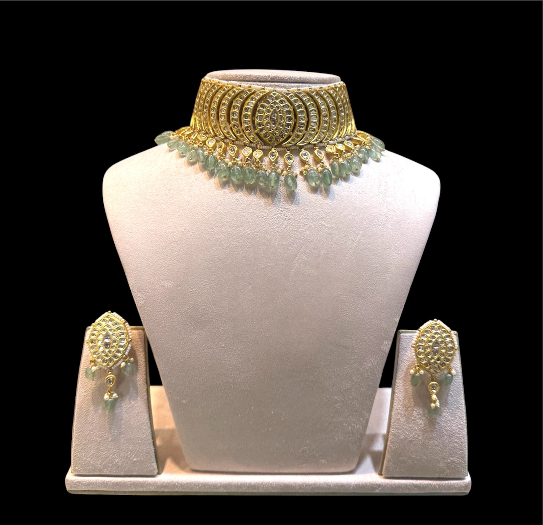 Regal Arc Polki Choker