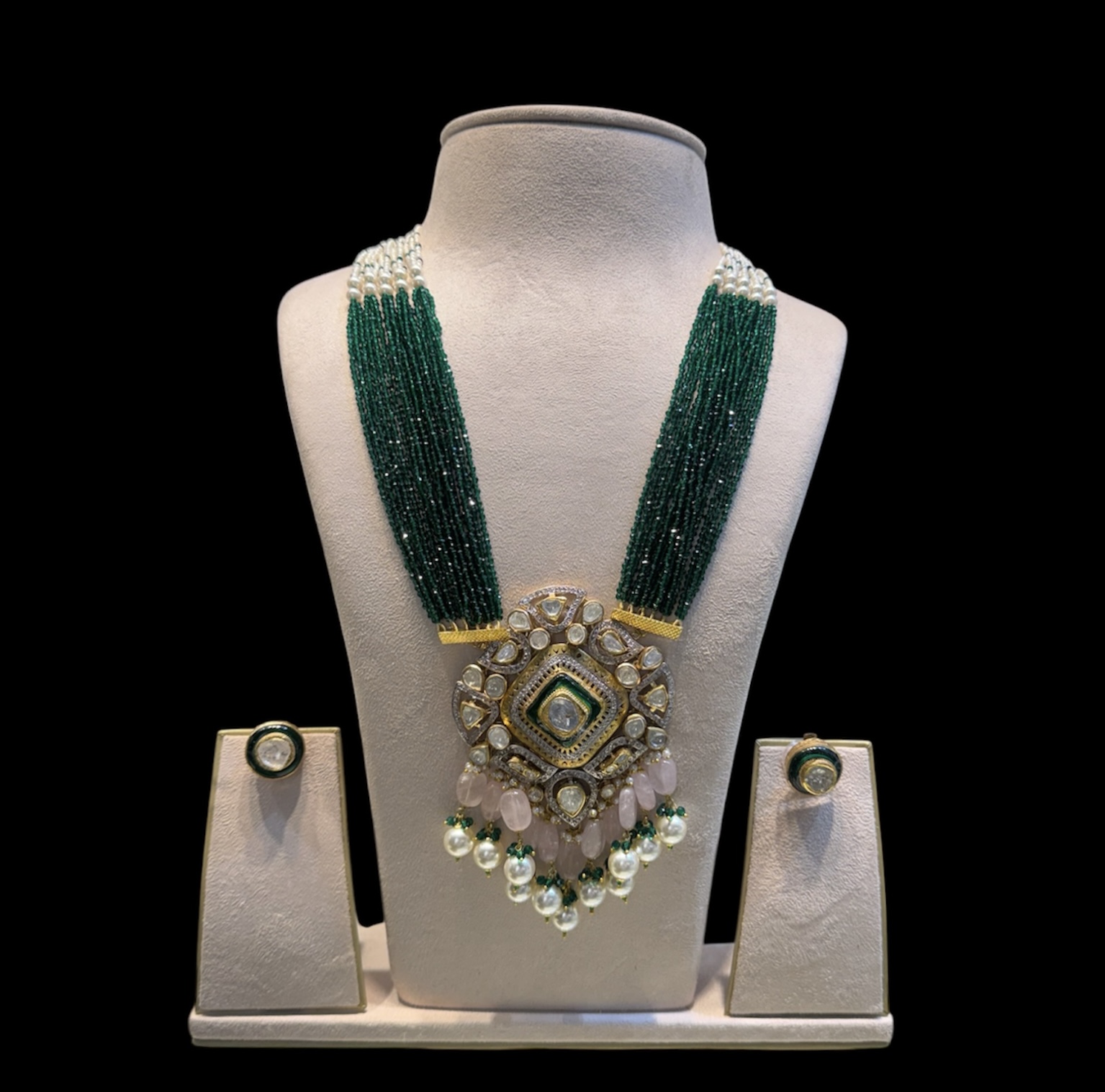 Regal Polki Pandent Set