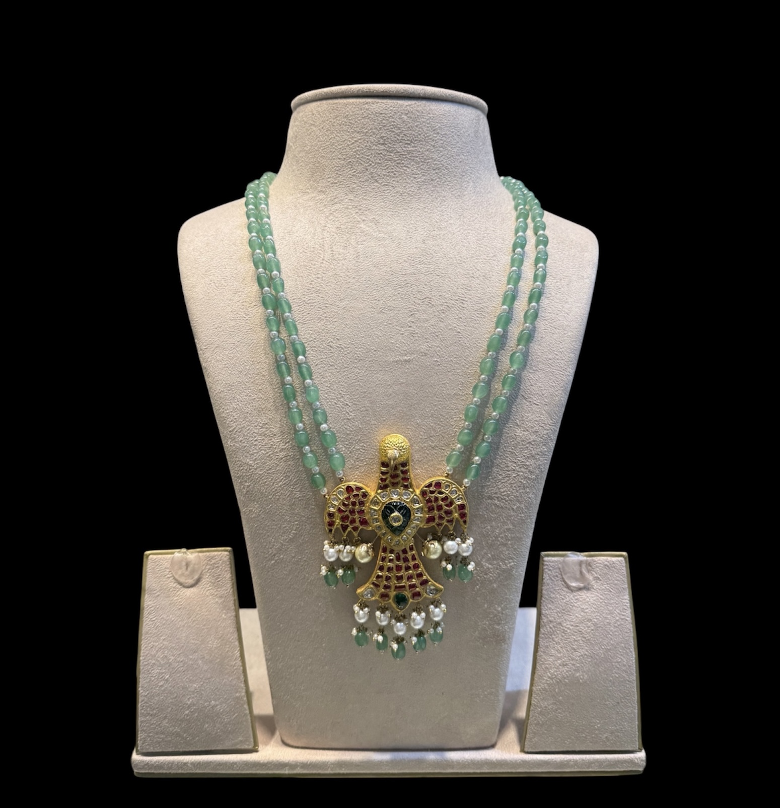Garuda Heritage Pendant Set